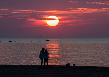 Rockport, Massachusetts 'ten günbatımı sahnesi.