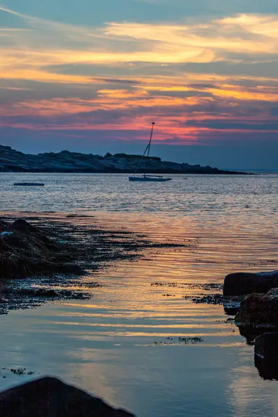Rockport, Massachusetts 'ten günbatımı sahnesi.