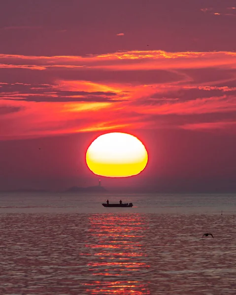 Rockport, Massachusetts 'ten günbatımı sahnesi.