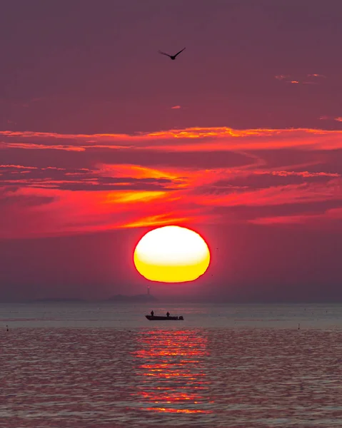 Rockport, Massachusetts 'ten günbatımı sahnesi.
