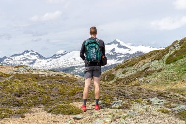 Kuzey Şelaleleri Ulusal Parkı 'nda seyahat macerası.