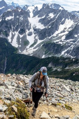 Kuzey Şelaleleri Ulusal Parkı 'nda seyahat macerası.