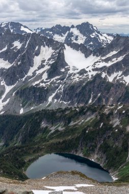 Kuzey Şelaleleri Ulusal Parkı 'nda seyahat macerası.