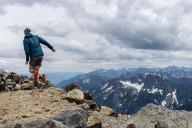 Kuzey Şelaleleri Ulusal Parkı 'nda seyahat macerası.