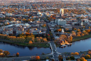 Helikopter Boston hava şehri turuna çıktı.