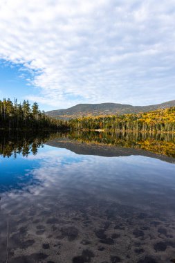 New Hampshire 'ın Beyaz Dağları' nda yürüyüş yapmak..