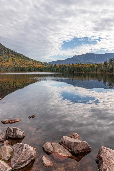 Caminhadas Nas Montanhas Brancas New Hampshire Durante Pico Folhagem Outono — Fotografia de Stock