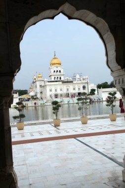 Tarihsel Sikh Banglasahib Gurudwara, ibadet evi, en iyi turist, hac mekanı, Yeni Delhi, Hindistan 