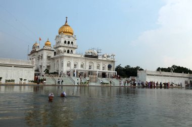Tarihsel Sikh Banglasahib Gurudwara, ibadet evi, en iyi turist, hac mekanı, Yeni Delhi, Hindistan 