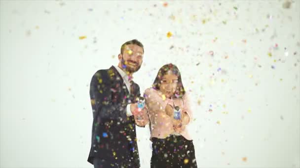 Business Couple Playing Confetti Slow Motion — Stock Video