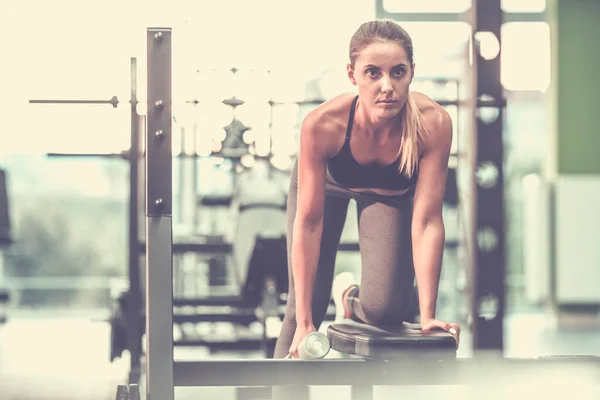 Sportswoman Doing Exercise Dumbbell Fitness Center — Stock Photo, Image