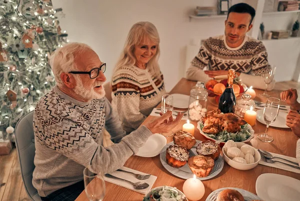 Família Ter Jantar Natal — Fotografia de Stock