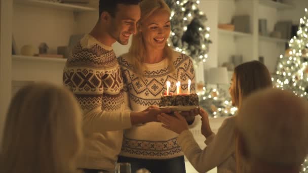 Happy Parents Giving Cake Girl Slow Motion — Stock Video