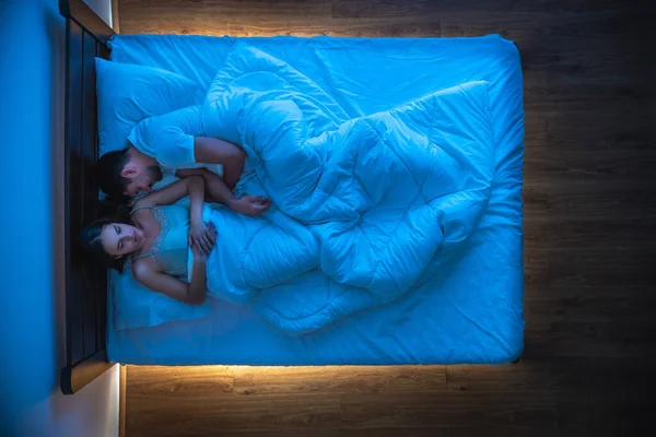 Man Woman Sleeping Bed View Evening Night Time — Stock Photo, Image