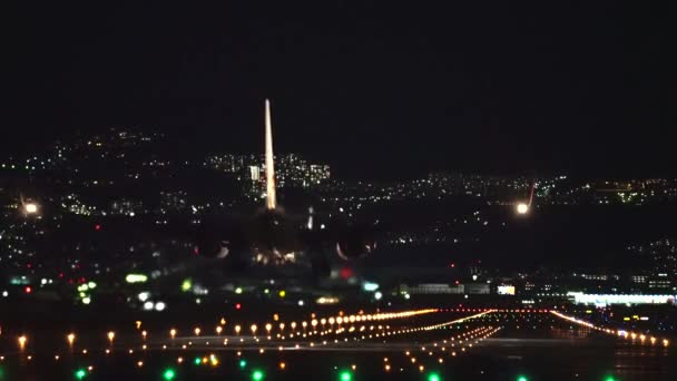 Boeing 737 Escena Aterrizaje Noche — Vídeos de Stock