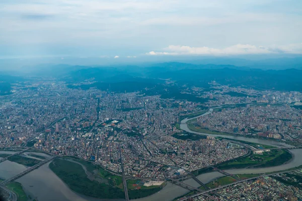 Aerial view of Taipei City in Taipei, Taiwan. — Stock Photo, Image