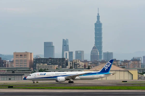 Ana Boeing 787-9 Dreamliner vergi