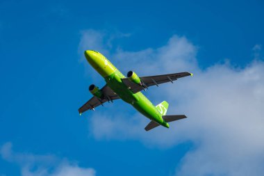 S7 Havayolları Airbus A320-200 kalkış