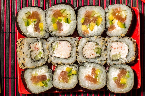 在家做日本式手卷寿司 — 图库照片
