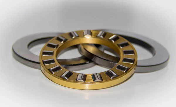 Seçici odaklı itme silindirinin patlamış görünümü