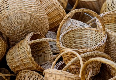 Arka plan olarak çağdaş el yapımı sepetlerin kapatılması