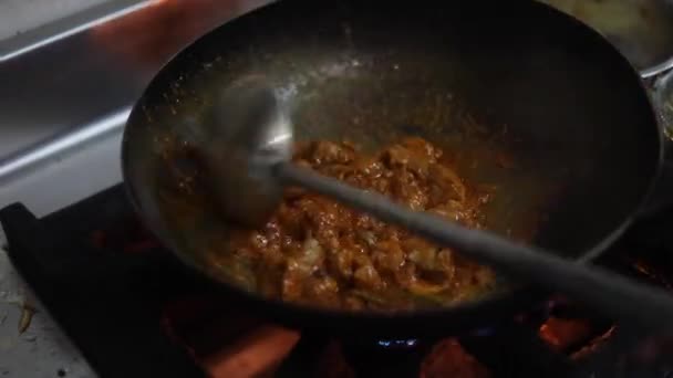 Pollo Indio Hecho Kadhai Con Aceite Crema Jengibre Cuajada Otras — Vídeo de stock