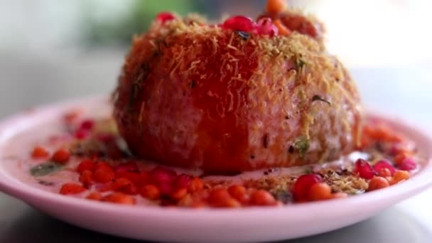 Making Indian Style Street Chaat Raj Kachori Topped Spices Red — Stock Video