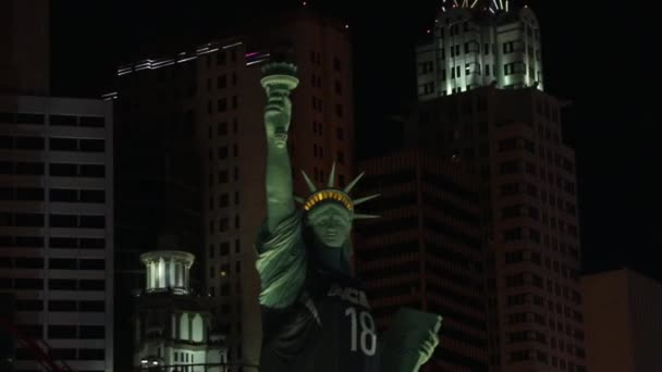 Nachbau Der Freiheitsstatue Einem New Yorker Hotel Las Vegas Strip — Stockvideo