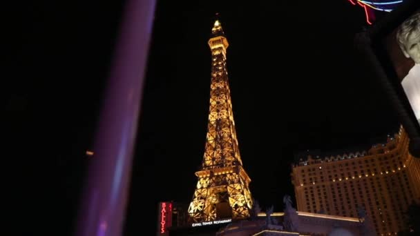 巴黎拉斯维加斯埃菲尔铁塔的复制品 巴黎酒店 — 图库视频影像