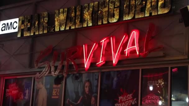 Verlicht Neon Teken Survival Fremont Street Las Vegas — Stockvideo