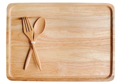 kaşık ve çatal ile boş ahşap plaka