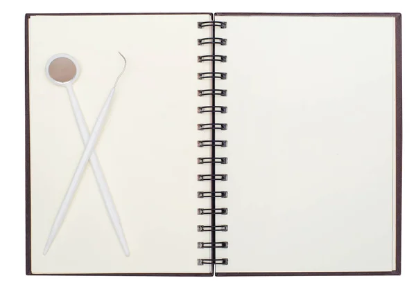 Page Blanche Carnet Notes Sur Blanc Avec Outil Dents — Photo