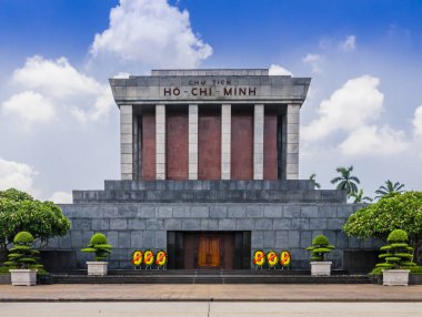 Ho Chi Minh Mausoleum, Hanoi, Vietnam önden görünümü