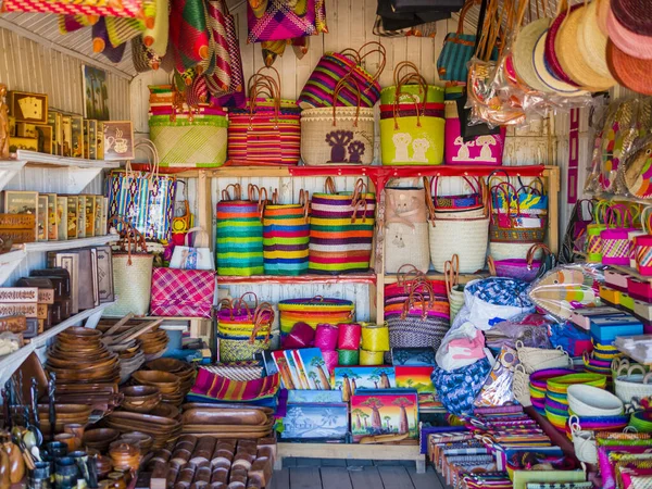 Bandeja Mercado Colorida Com Lembranças Feitas Mão Antananarivo Madagascar — Fotografia de Stock