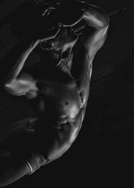 Homem sexy muscular — Fotografia de Stock