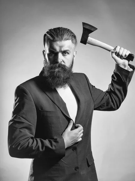 Bearded man with axe — Stock Photo, Image