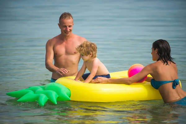 Sommerurlaub Und Reise Ans Meer Sommerurlaub Der Glücklichen Familie Wasser — Stockfoto