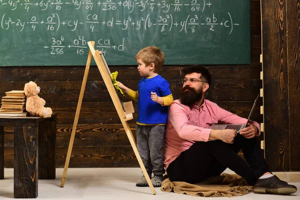 Unterricht Mit Qualifiziertem Privatlehrer Der Lehrer Beginnt Den Unterricht Porträt — Stockfoto