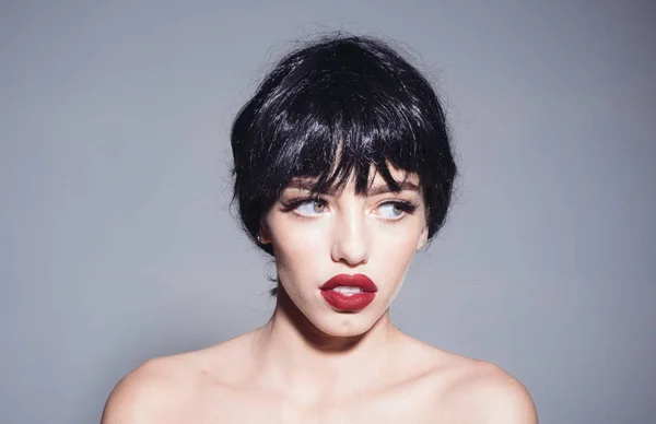 Retrato Bela Mulher Sexy Com Maquiagem Perfeita Lábios Cheios Conceito — Fotografia de Stock