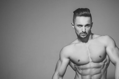 Erkekler cilt bakımı yüz. Portre Men senin advertisnent yüzüne. Spor ve egzersiz.