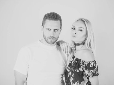 Moda modeli kadın fece kapatın. Mutlu duygu ile kadın yüz. Aşk ve romantizm.