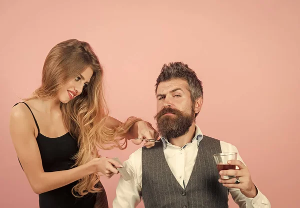 Una pareja sexy. Peluquería, moda hipster, belleza . — Foto de Stock