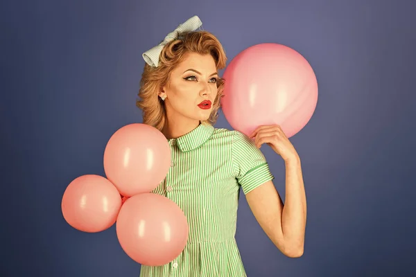 Mujer belleza de cara. Belleza y moda, vintage . — Foto de Stock