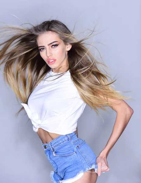 Rolni ozgartirish videosi Anal katta sik