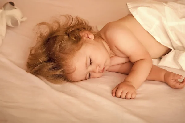 Childhood. Sweet baby in bed — Stock Photo, Image