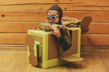 Hava posta teslimi, uçak İnşaat.