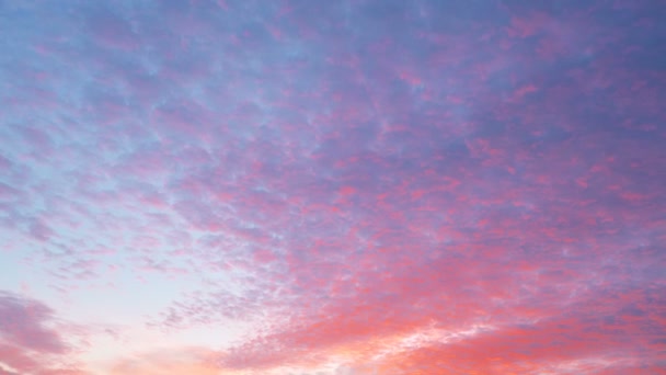 Eldig orange solnedgång himmel. Vacker himmel. — Stockvideo