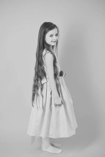 Agencia de modelos para niños. Belleza y moda, pasteles punzantes . —  Fotos de Stock