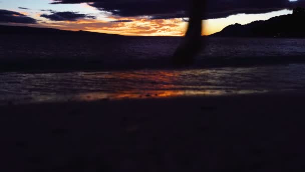 Vacker solnedgång på havet, naturlig sammansättning. — Stockvideo