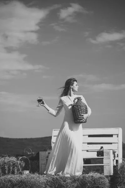 Boda en estilo rústico. Vacaciones de verano, vacaciones y celebración — Foto de Stock